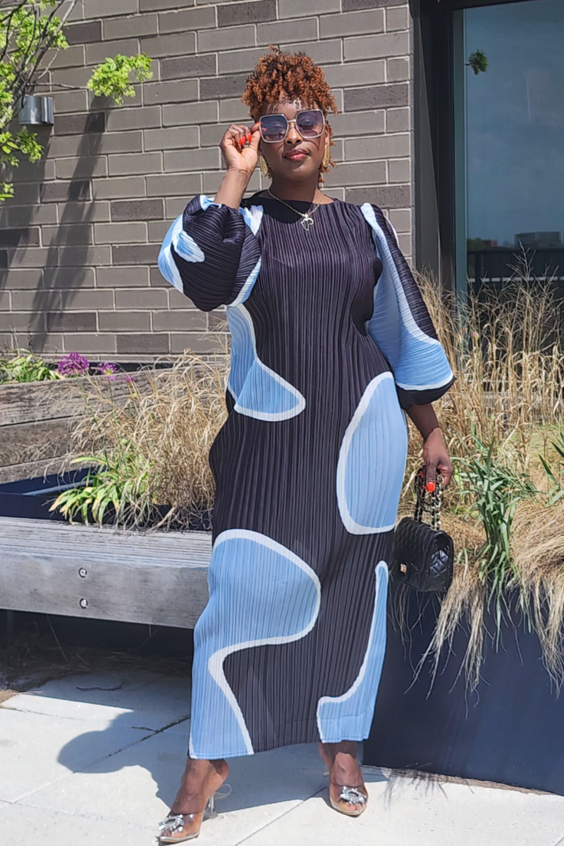 MOM AMOUR PUFFY/ BLUE (PRE-ORDER ONLY WILL BE SHIPPED UNTIL NOV 3)