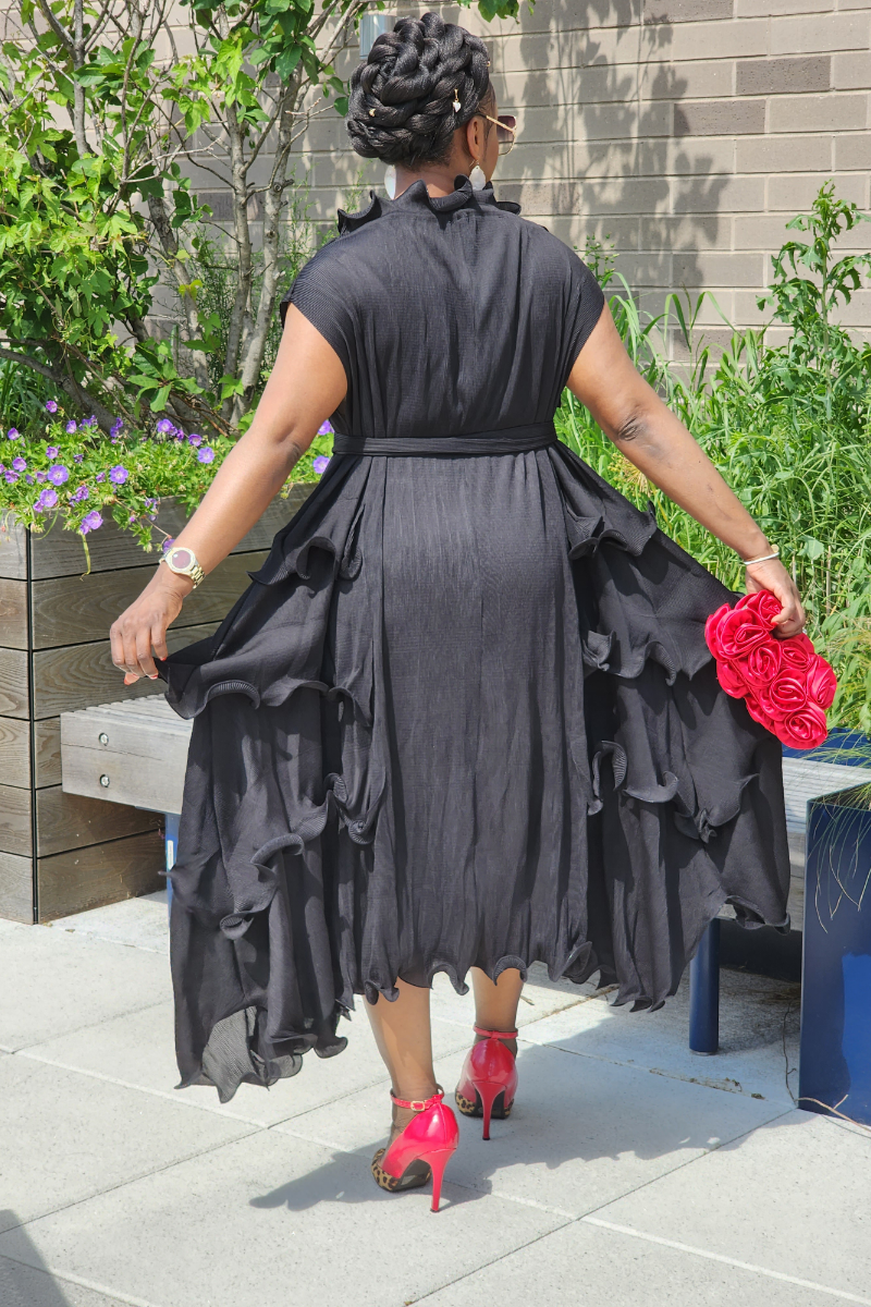 LA REINE BLACK