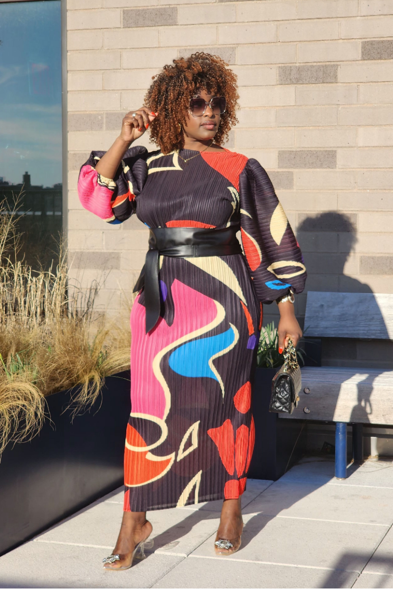 MOM AMOUR PUFFY (PRE-ORDER ONLY WILL BE SHIPPED UNTIL NOV 3)