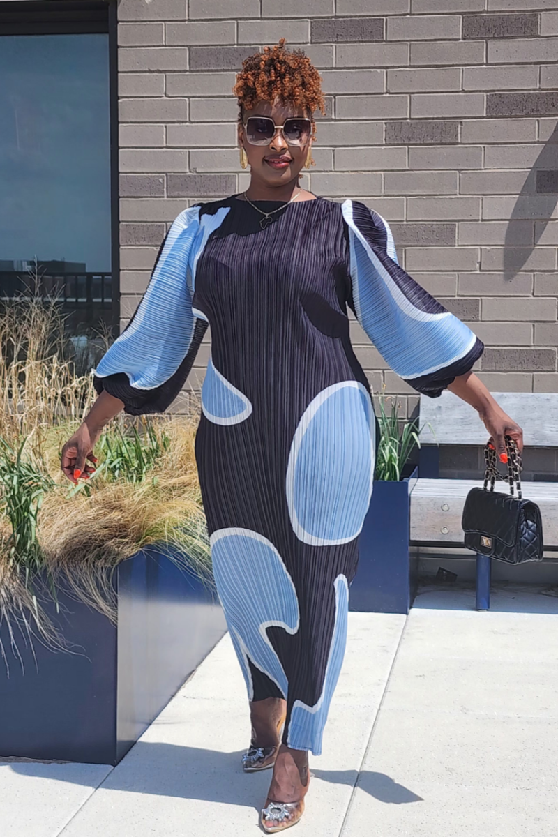 MOM AMOUR PUFFY/ BLUE (PRE-ORDER ONLY WILL BE SHIPPED UNTIL NOV 3)