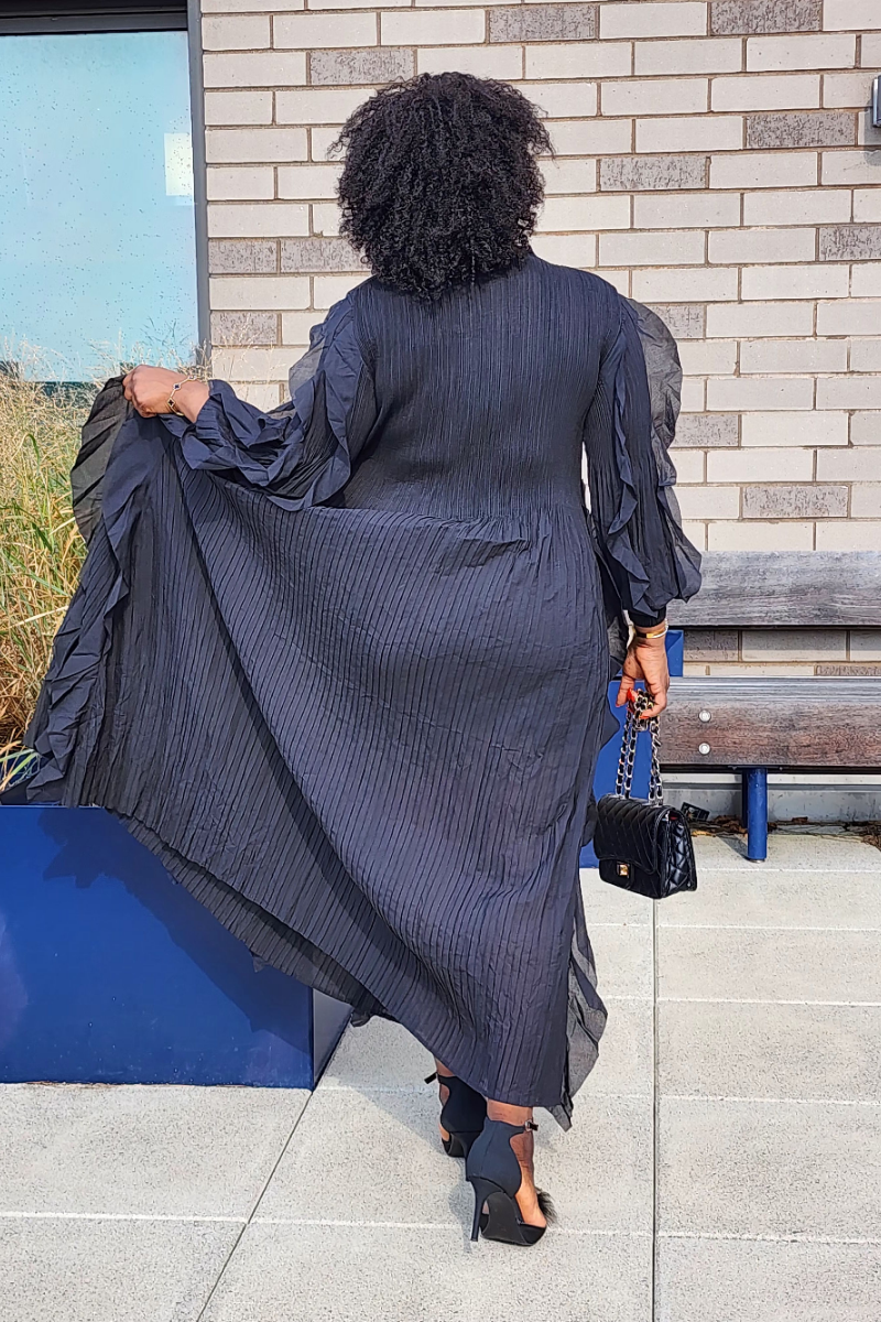 ELEGANCE FLOWY DRESS /BLACK (PRE-ORDER ONLY WILL BE SHIPPED UNTIL NOV 3)