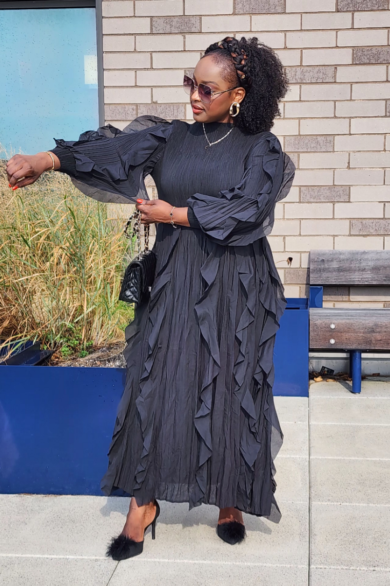 ELEGANCE FLOWY DRESS /BLACK (PRE-ORDER ONLY WILL BE SHIPPED UNTIL NOV 3)