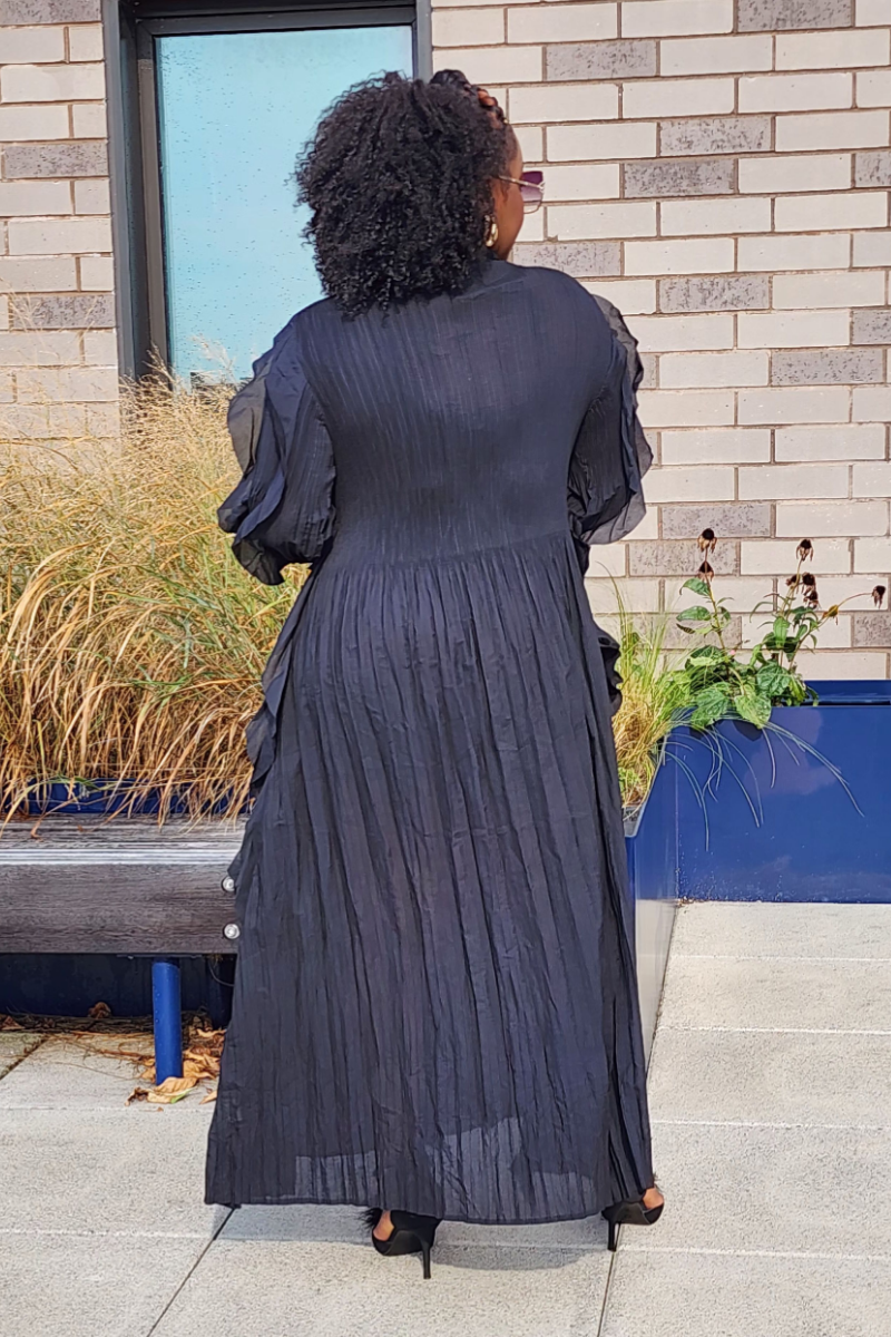 ELEGANCE FLOWY DRESS /BLACK (PRE-ORDER ONLY WILL BE SHIPPED UNTIL OCT 29)
