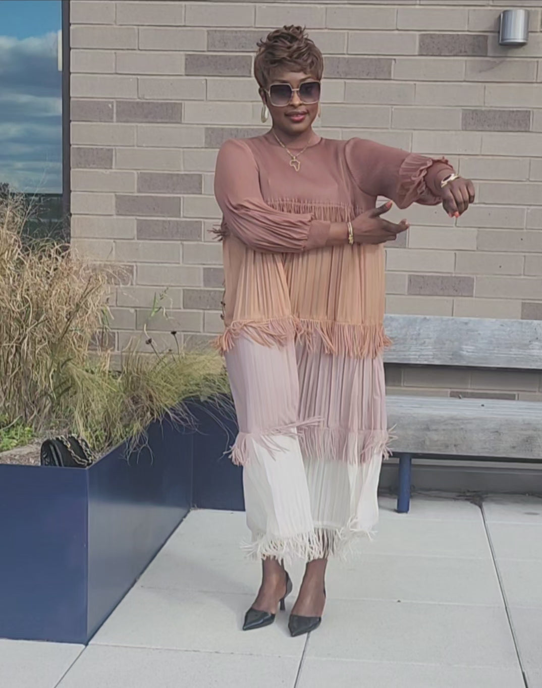 CHARMING DRESS BROWN SHADE