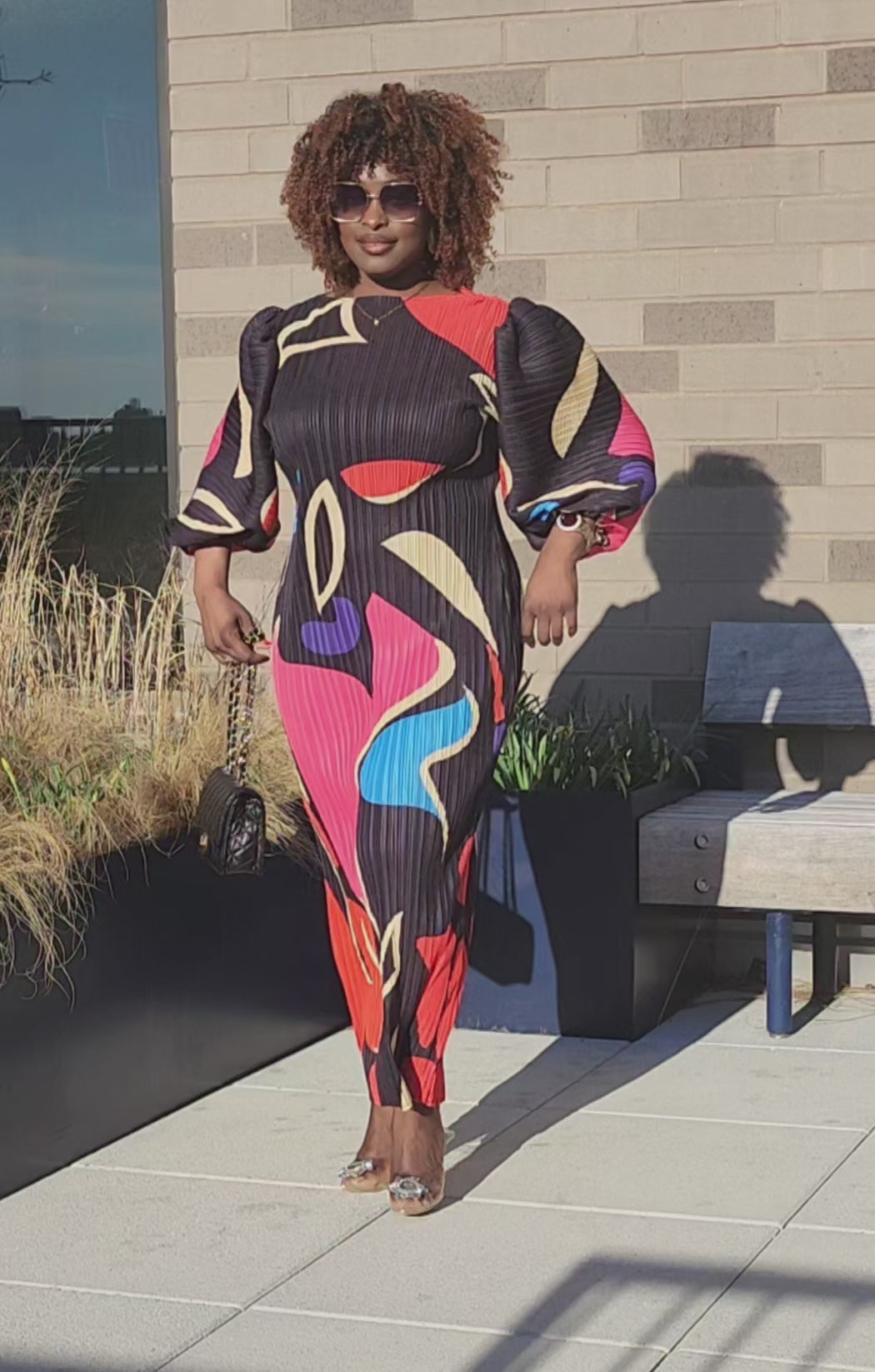 MOM AMOUR PUFFY (PRE-ORDER ONLY WILL BE SHIPPED UNTIL NOV 3)